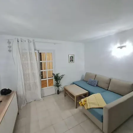 Bright And Cosy Ground-floor By The Sea Apartamento Costa De Antigua